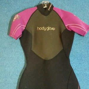 Women's 3/4 wet suit, like new